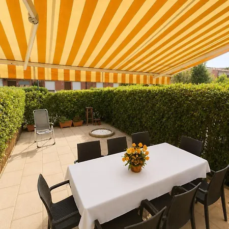 A Un Soffio Dal Mare Apartment *